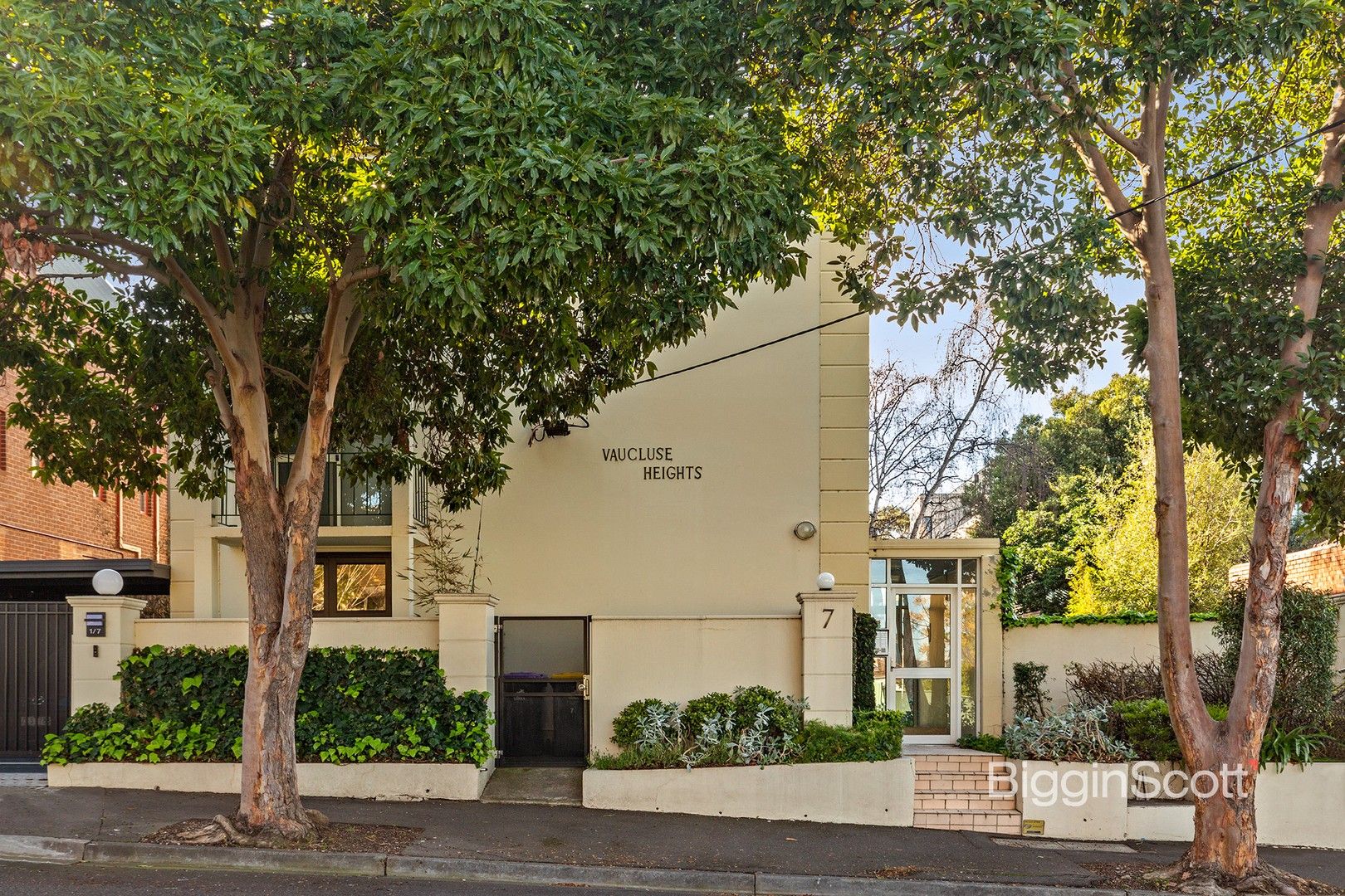 1 bedrooms Apartment / Unit / Flat in 9/7 Docker St RICHMOND VIC, 3121