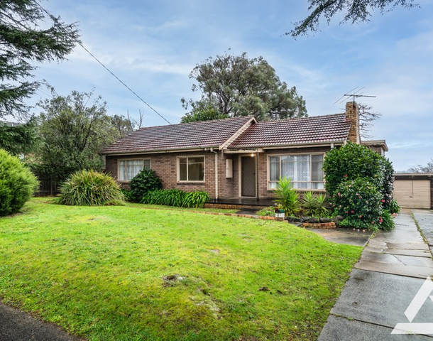 8 Margaret Avenue, Bayswater VIC 3153