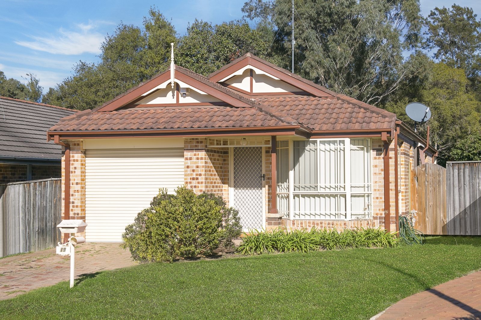 19 Bettong Place, St Helens Park NSW 2560, Image 1