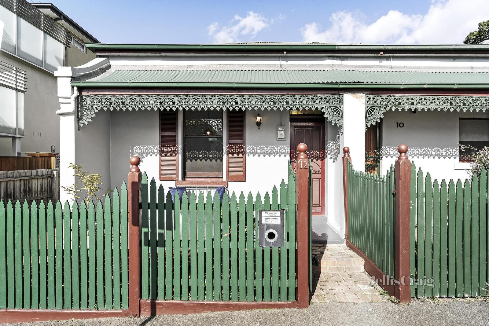 2 bedrooms House in 12 Bignell Street FLEMINGTON VIC, 3031