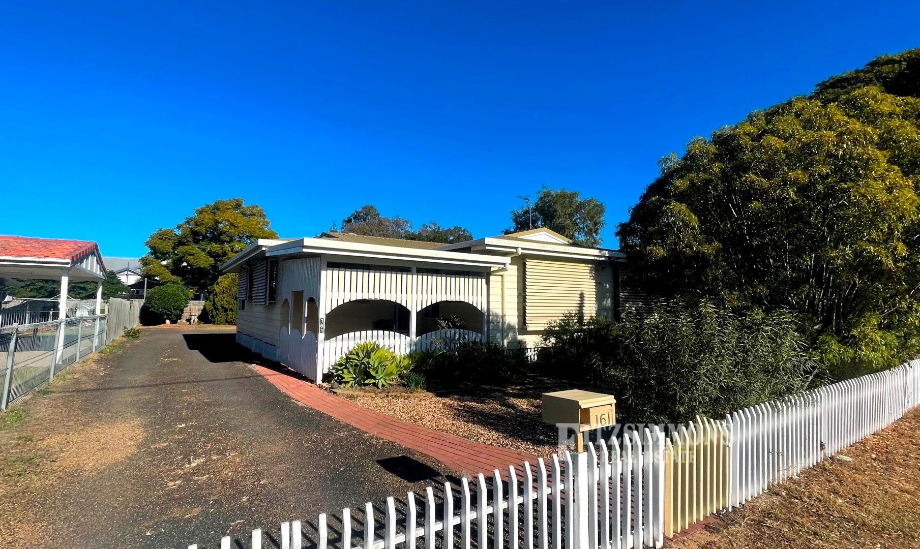 3 bedrooms House in 161 Cunningham Street DALBY QLD, 4405