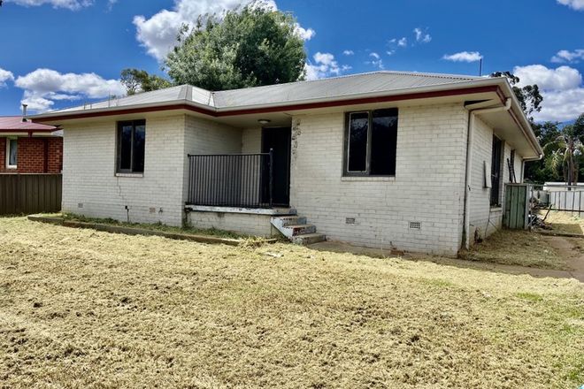 Picture of 4 Cedar Crescent, FORBES NSW 2871