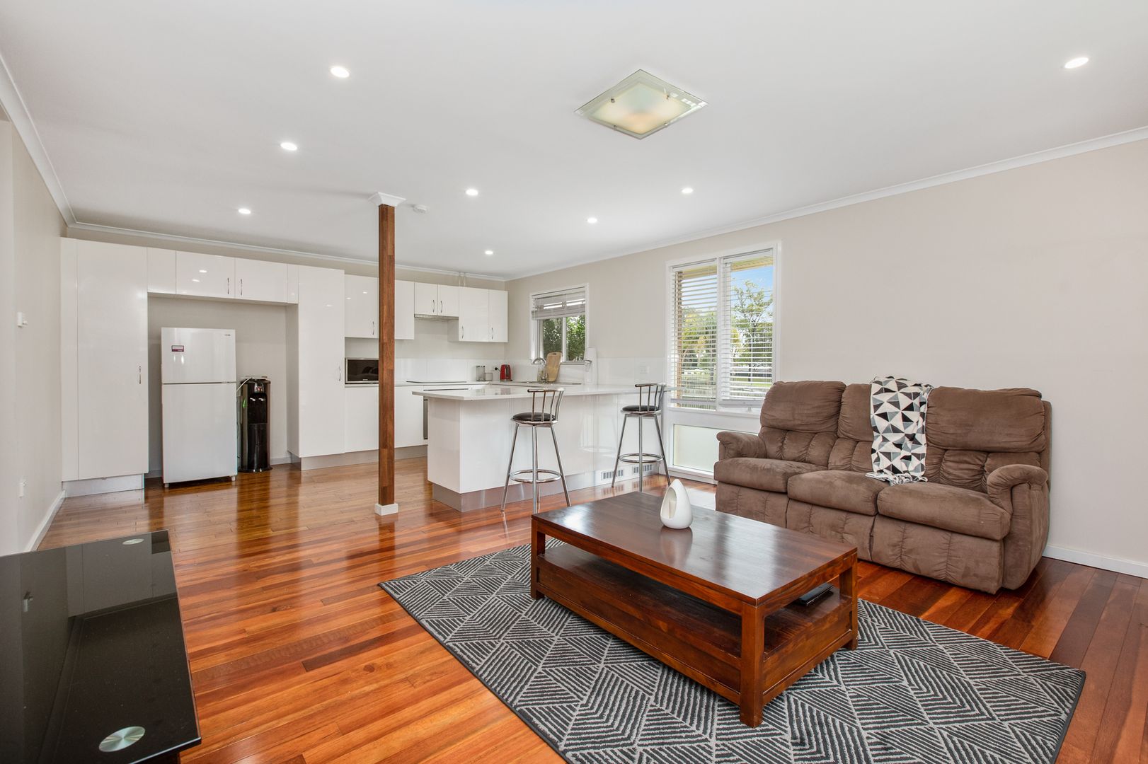 1 Woolley Close, Thornton NSW 2322, Image 2