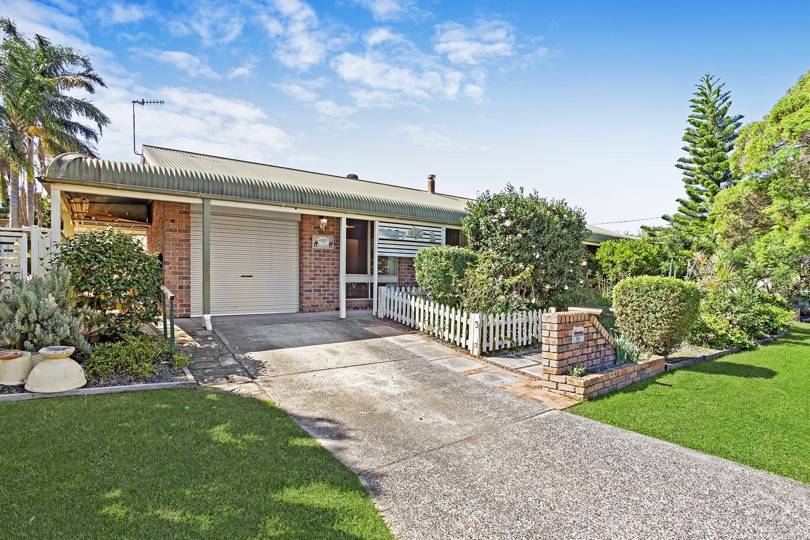 2a The Avenue, Tumbi Umbi NSW 2261, Image 0