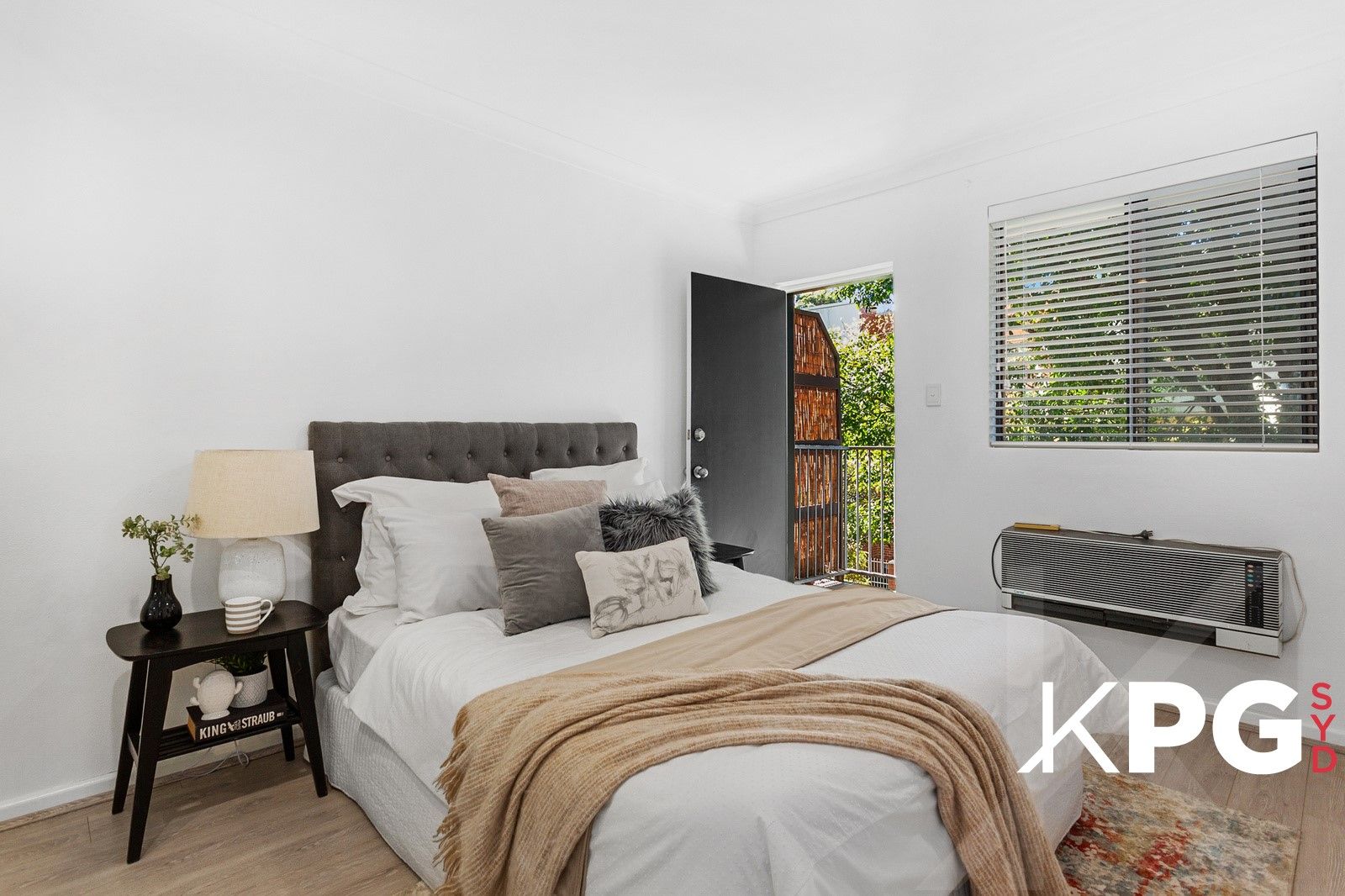 1/33 Flora St, Erskineville NSW 2043, Image 2