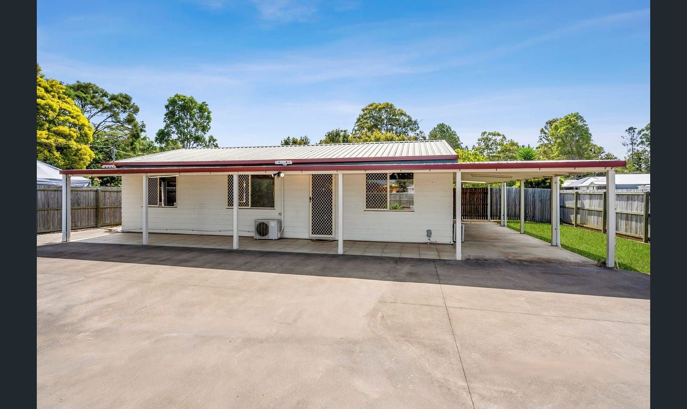 3 bedrooms House in 10 Grant Road MORAYFIELD QLD, 4506