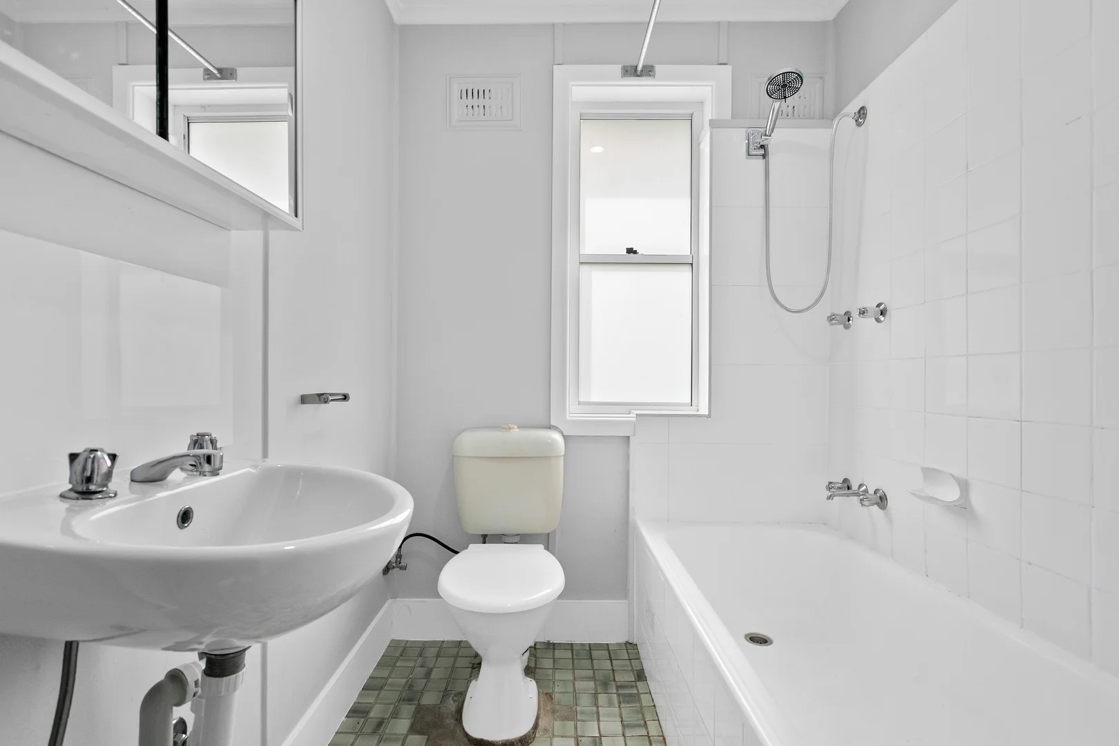 Additional image 5 of 13 Girraween Avenue, Lake Illawarra NSW 2528