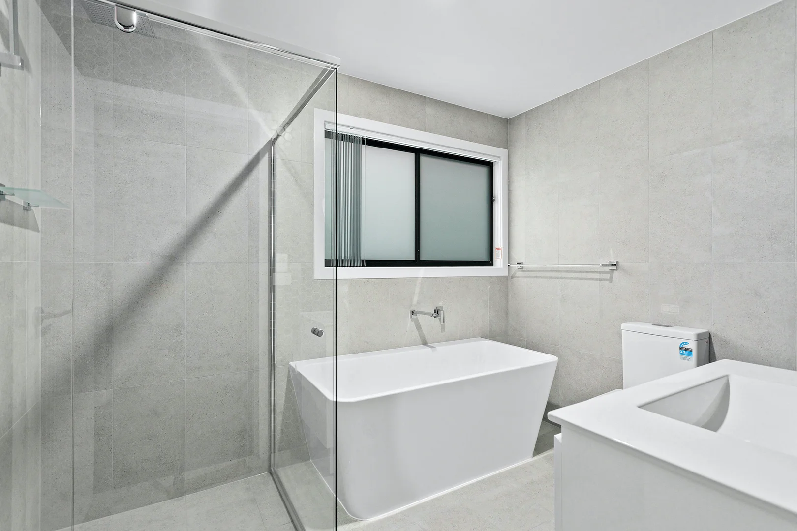 Additional image 5 of 1/8 Timbs Road, Oak Flats NSW 2529