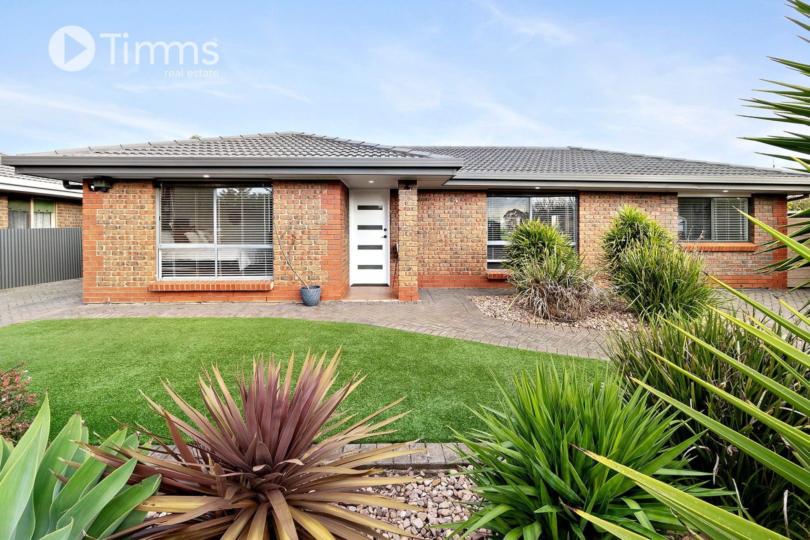 12 Blaxland Avenue, Woodcroft SA 5162, Image 0