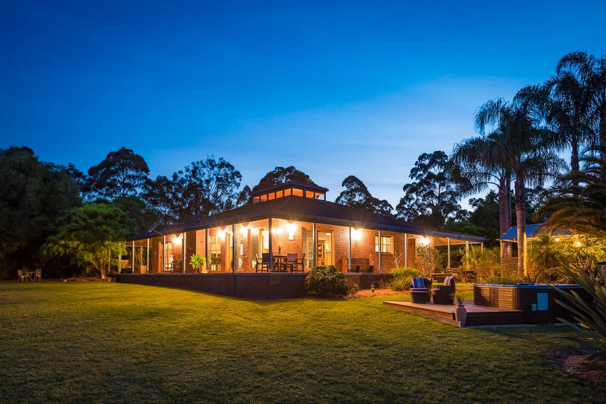5 bedrooms House in 28 Blackwood Lane BROADWATER NSW, 2549