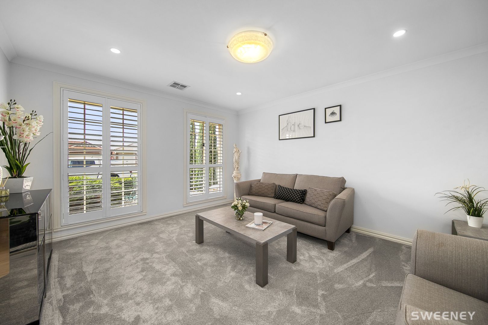 2 Holzgrefe Court, Altona Meadows VIC 3028, Image 2