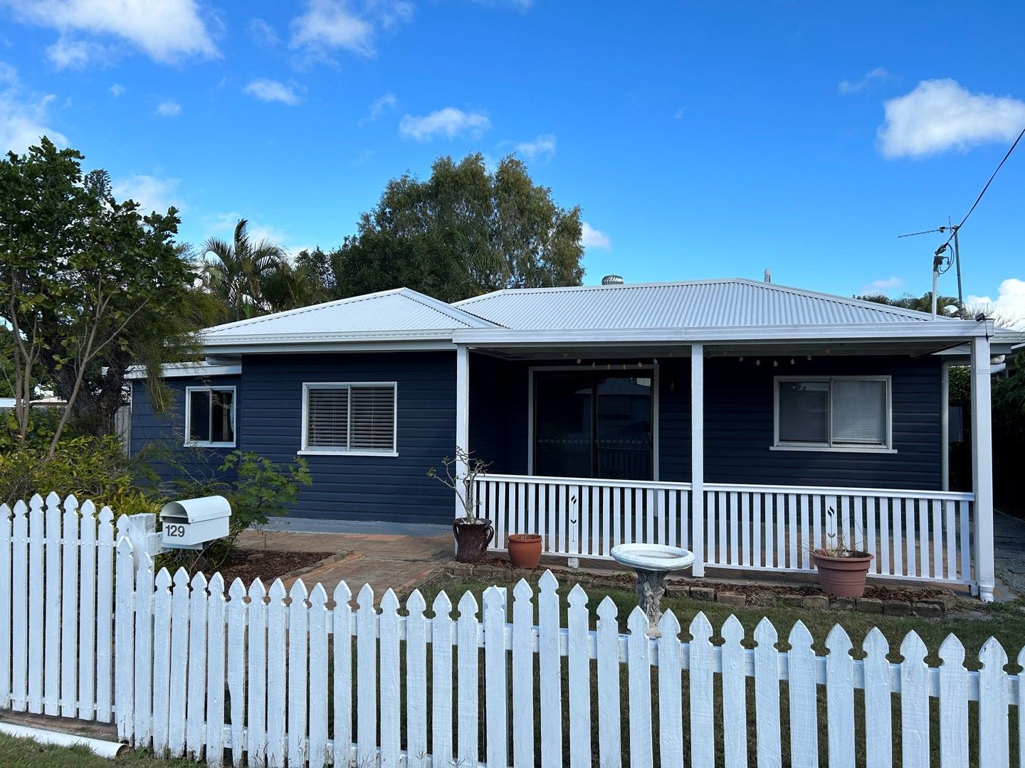 129 Long Street, Point Vernon QLD 4655 - House For Rent - $430 | Domain