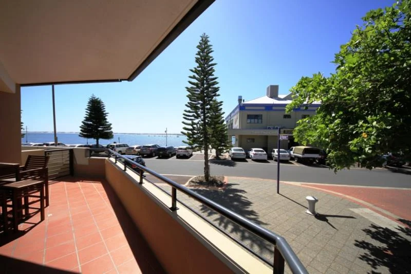 Primary image of 17/18 Bonnefoi Boulevard, Bunbury WA 6230