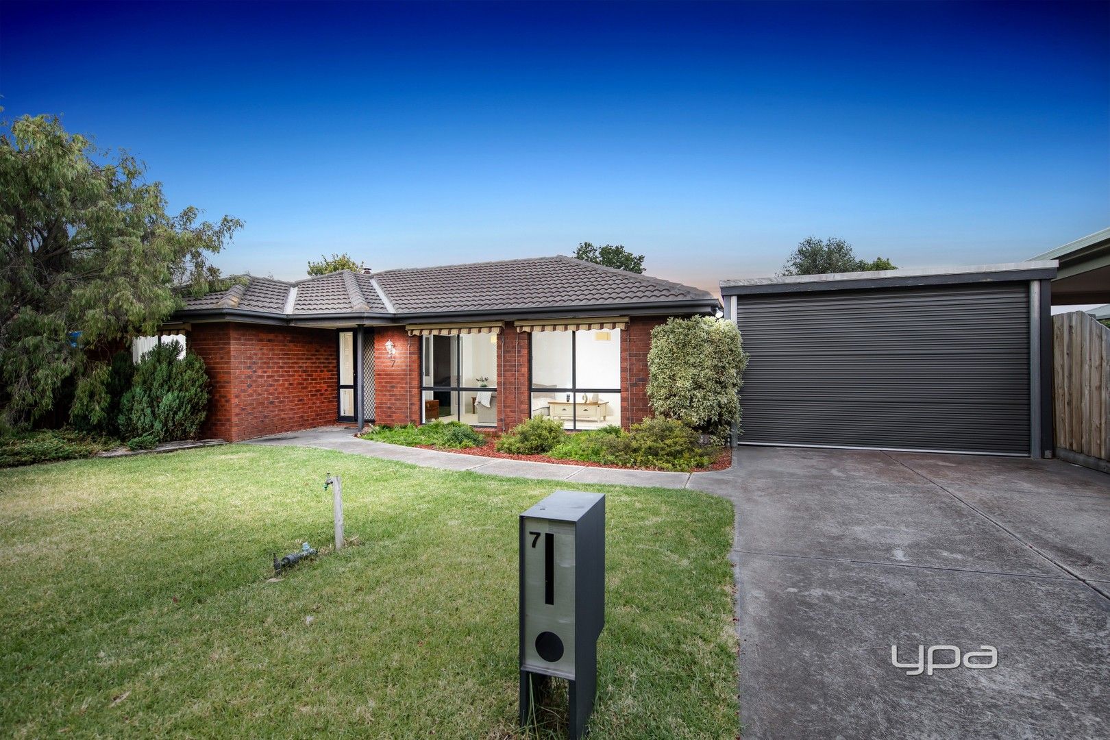 7 Steamtrain Close, Sydenham VIC 3037, Image 0