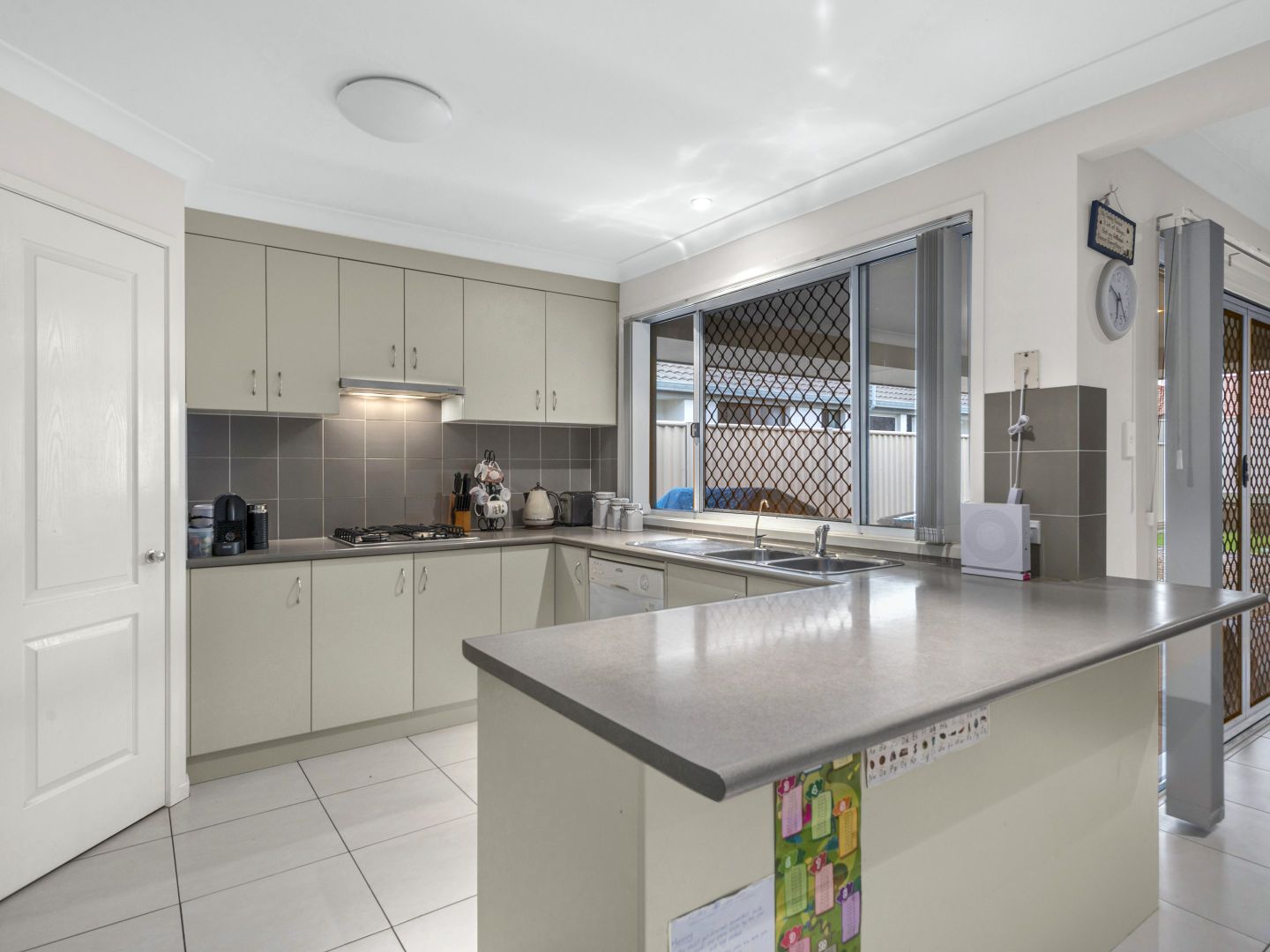 117 Ropley Road, Wynnum West QLD 4178, Image 2