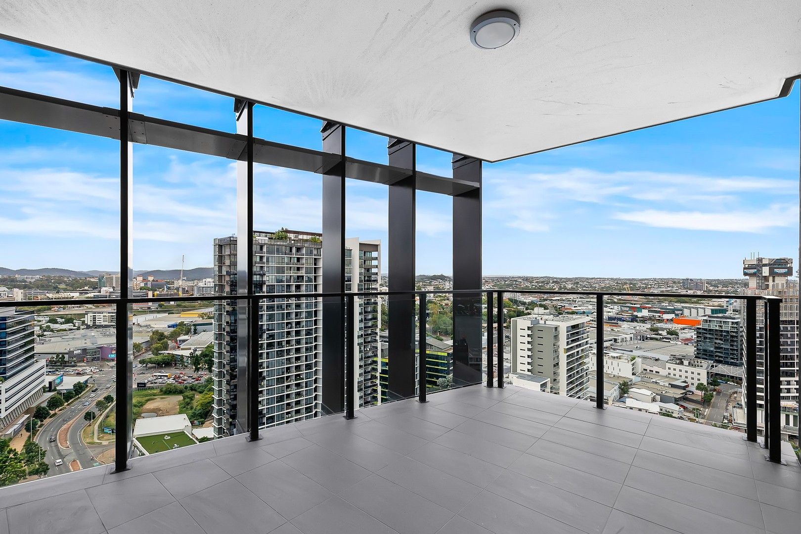 1 bedrooms Apartment / Unit / Flat in 2201/30 Festival Place NEWSTEAD QLD, 4006