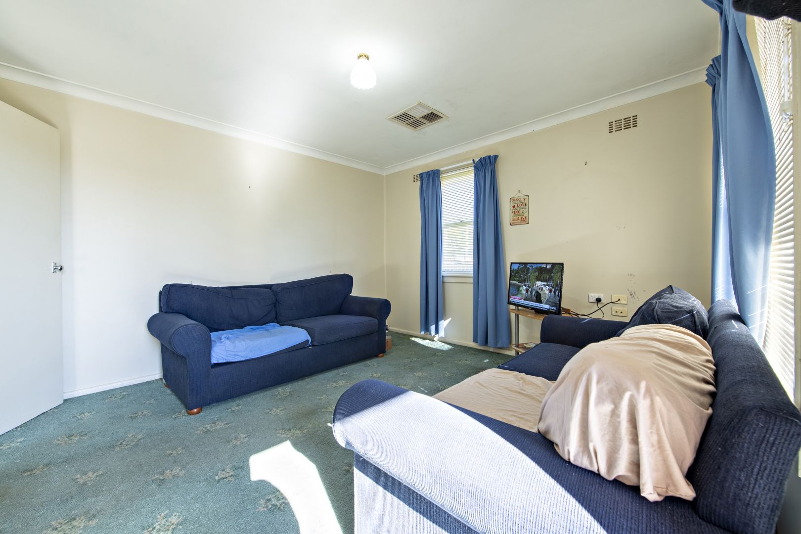 1 JOHNS AVENUE, Dubbo NSW 2830, Image 2