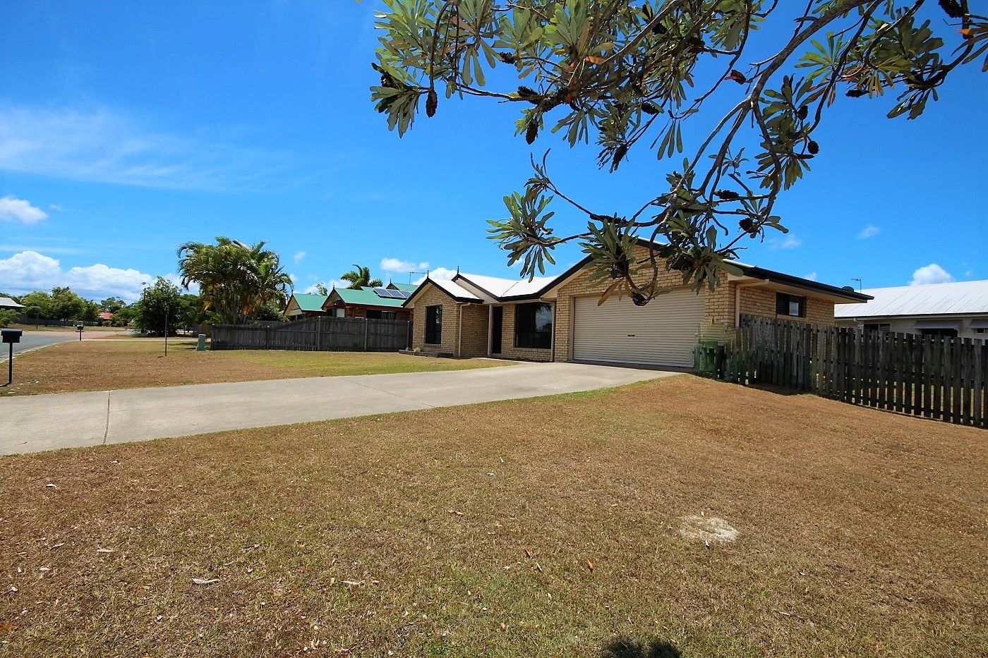 19 Banksia Avenue, Tin Can Bay QLD 4580, Image 0