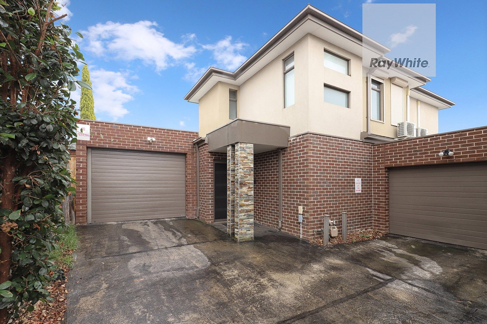 2 bedrooms Townhouse in 4/5 Gwilt Street WESTMEADOWS VIC, 3049