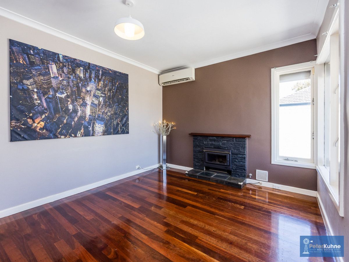 33 St Kilda Road, Balga WA 6061, Image 1