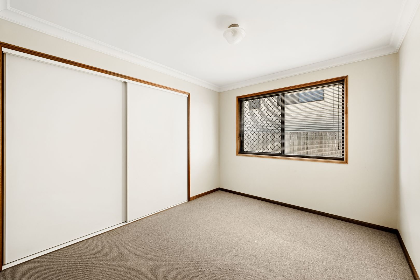 1&2/9 Mason Court, Kearneys Spring QLD 4350, Image 2