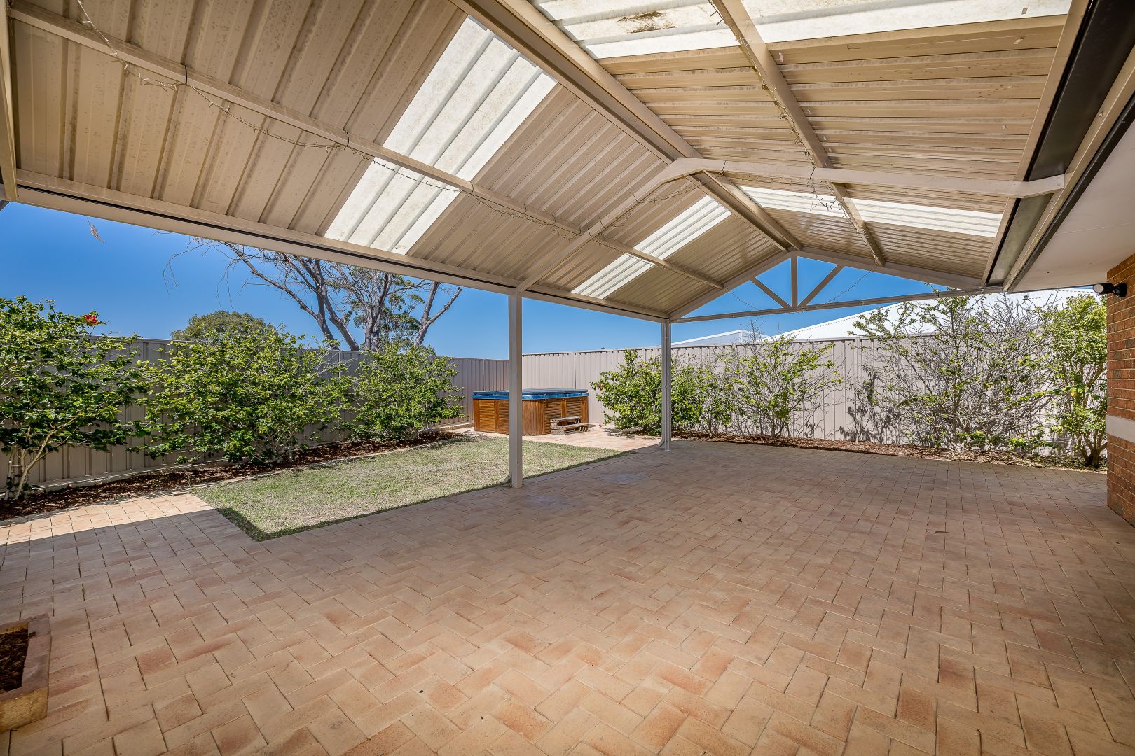 17 Attwood Place, Clarkson WA 6030, Image 2