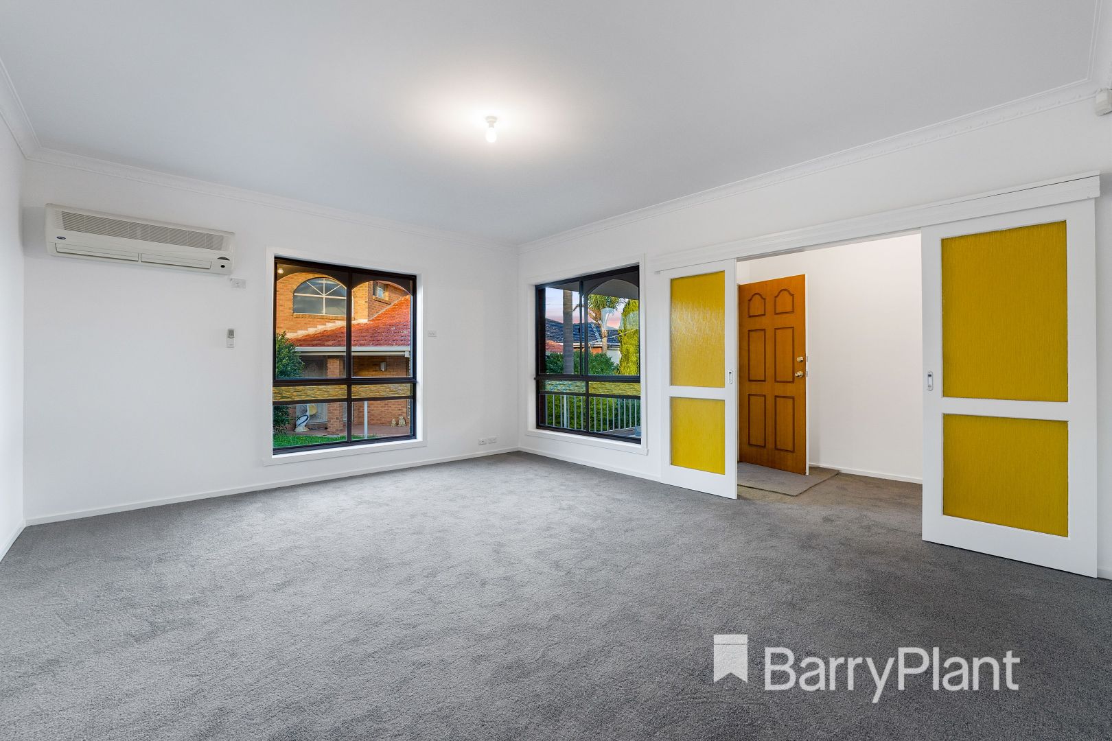 13 Elfin Place, Kings Park VIC 3021, Image 2