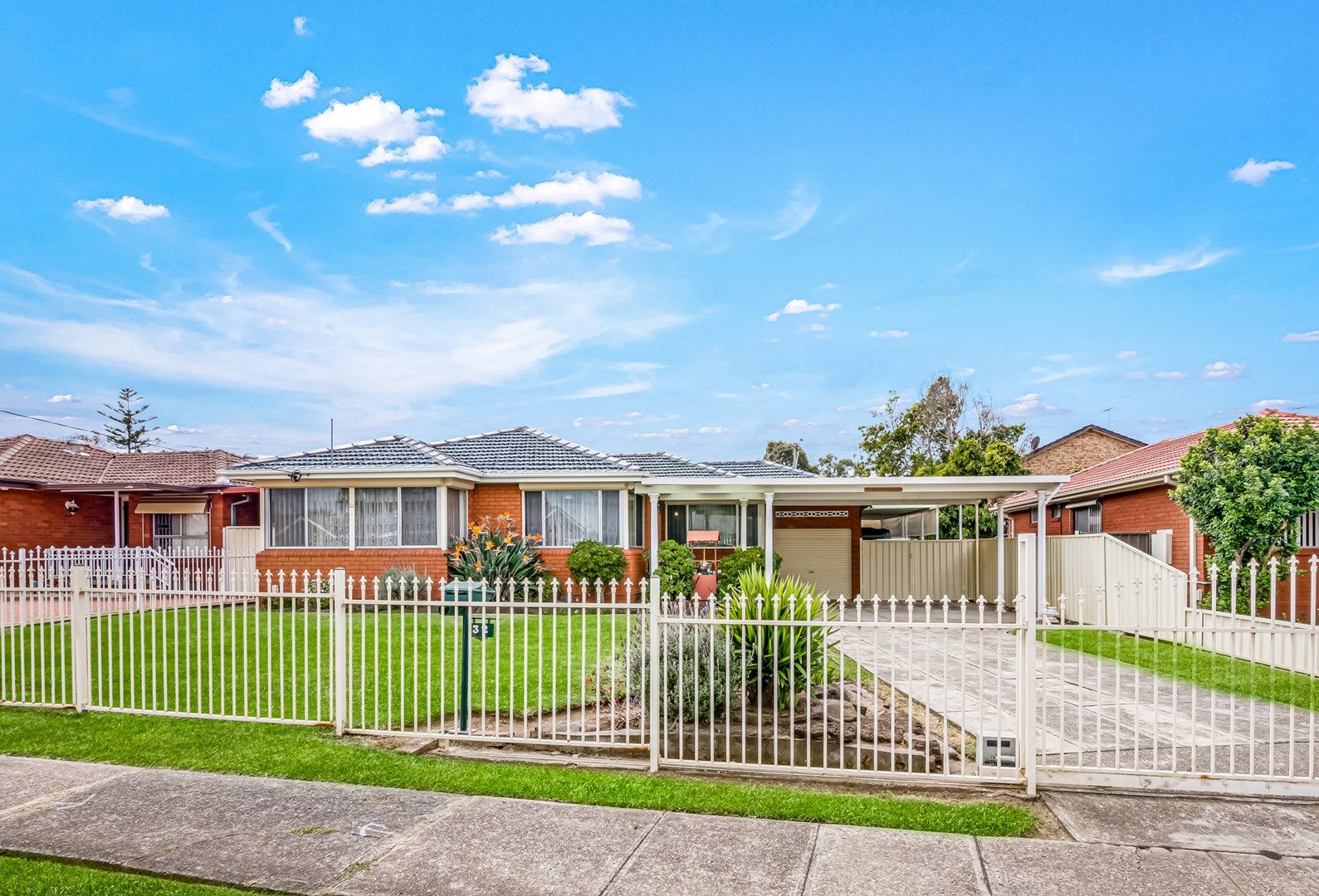 32 Beale Crescent, Fairfield West NSW 2165, Image 0