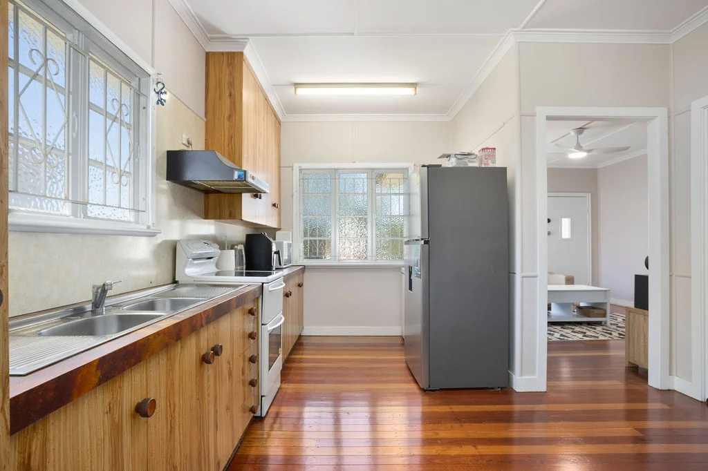 Additional image 12 of 7 Schelbach Street, Booval QLD 4304