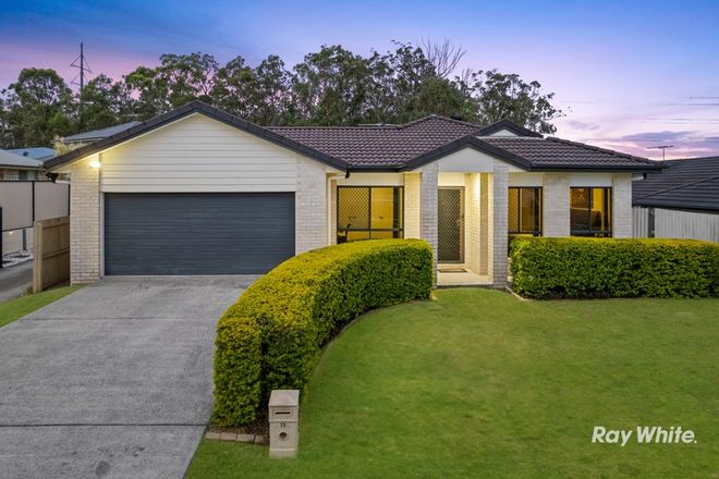 Picture of 15 Barcombe Drive, BERRINBA QLD 4117