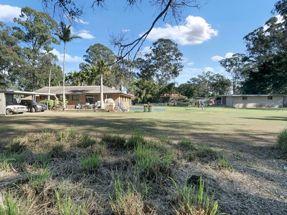 160 Francis Road, Lawnton QLD 4501