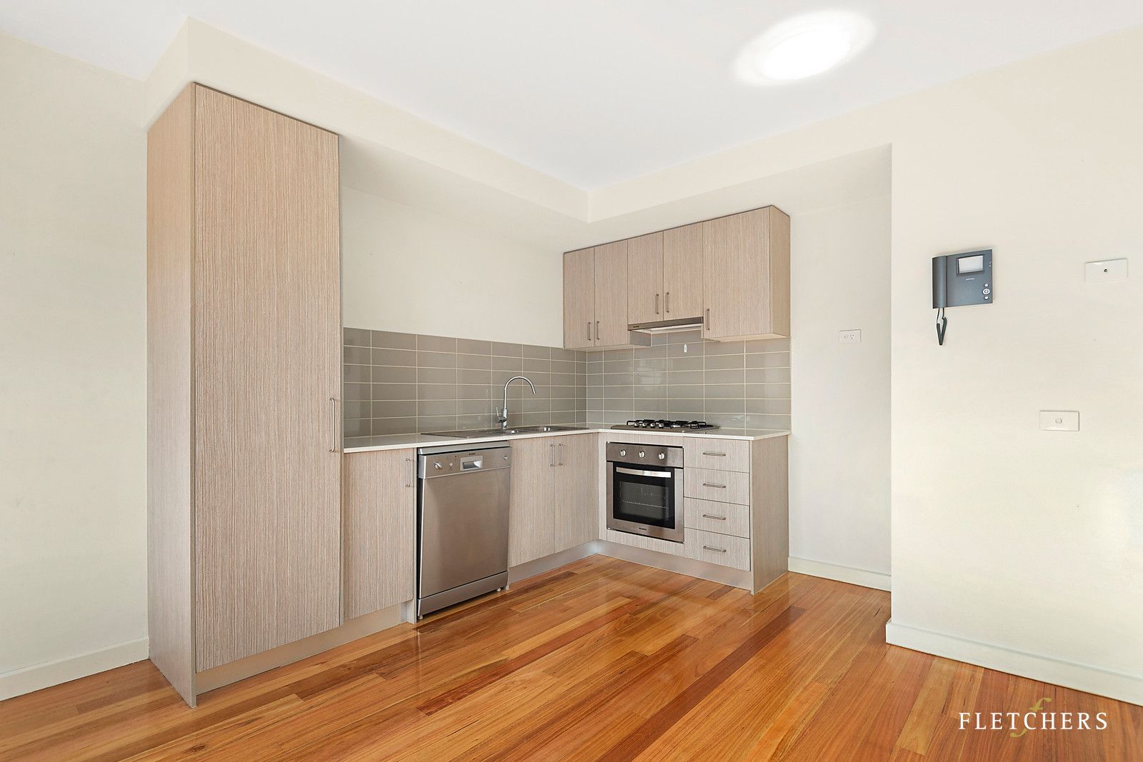 302/3 Chandler Road, Boronia VIC 3155, Image 2