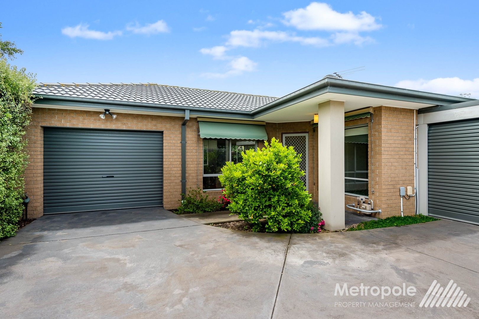 2 bedrooms Villa in 2/29 Barrington Street BENTLEIGH EAST VIC, 3165