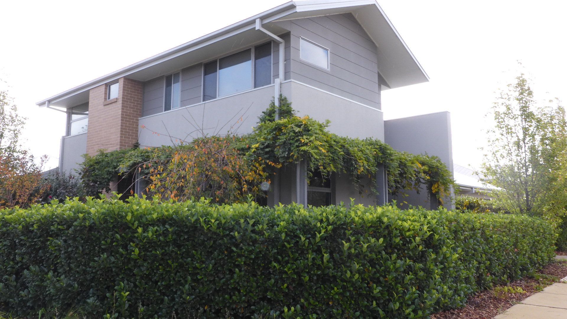 4 bedrooms House in 16 Bailey Crescent GOOGONG NSW, 2620