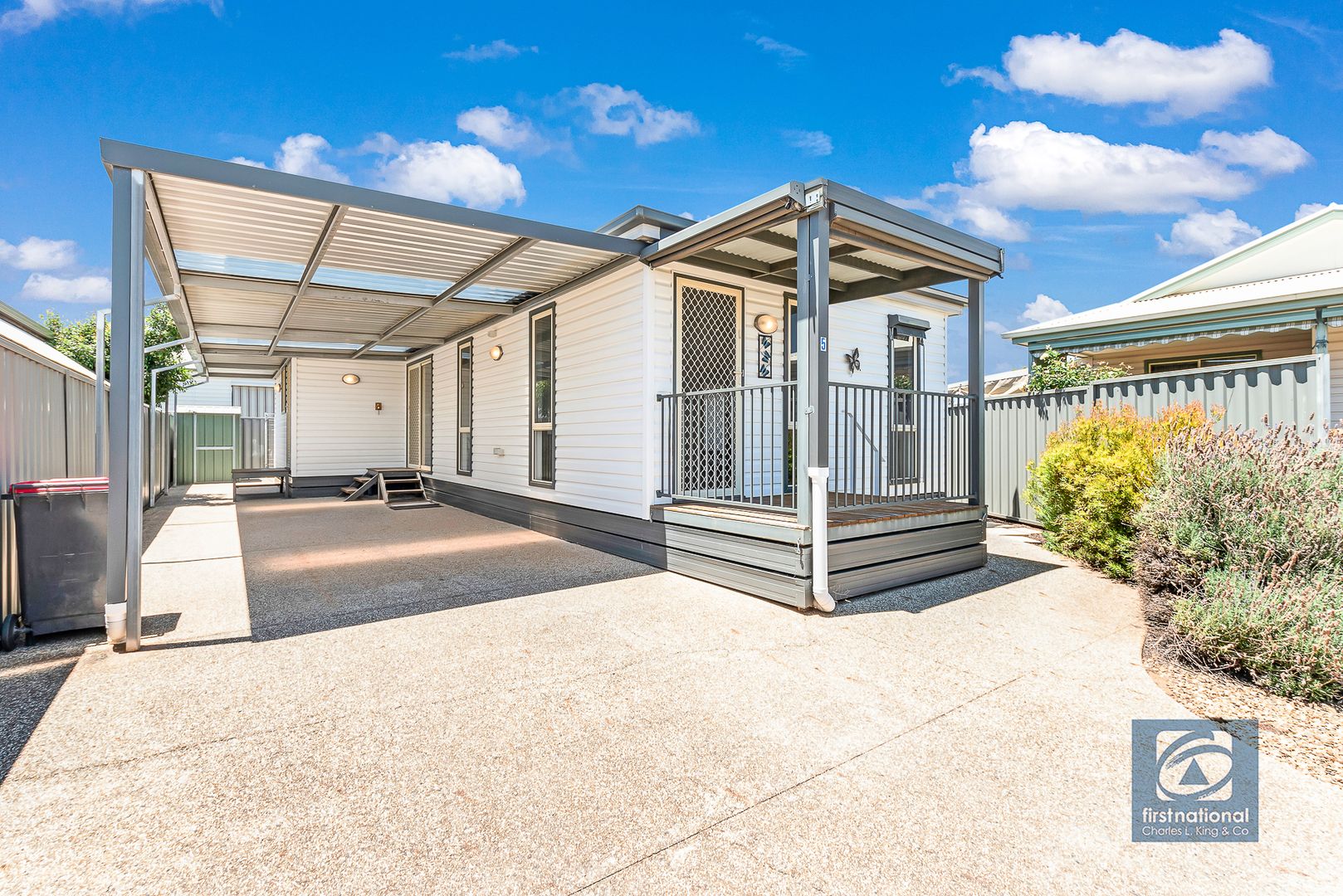 5 Perry Place Moama Nsw 2731 Domain