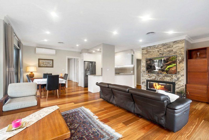 3 bedrooms Apartment / Unit / Flat in 44/100 Commercial Road SOUTH YARRA VIC, 3141