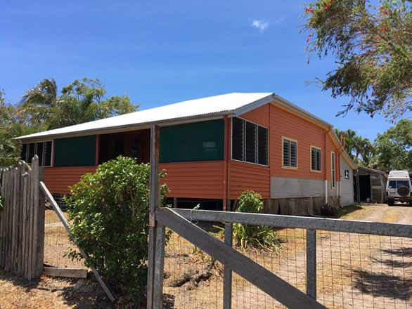 54 Hope Street, Cooktown QLD 4895