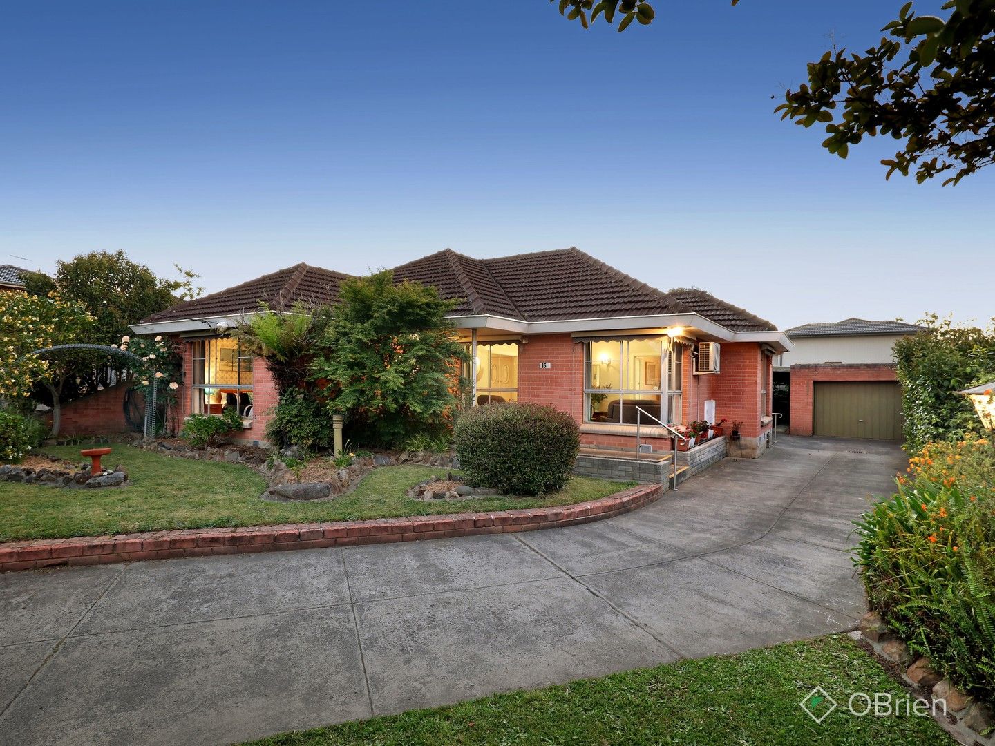 15 Highland Avenue, Oakleigh East VIC 3166, Image 0