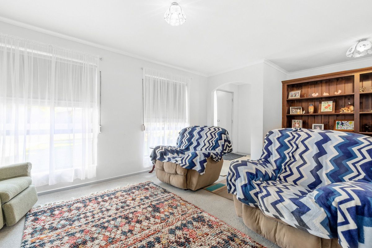 38A Cookes Road, Windsor Gardens SA 5087 House For Rent Domain