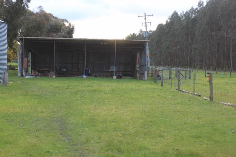 Fullertons Road, Poolaijelo VIC 3312, Image 2