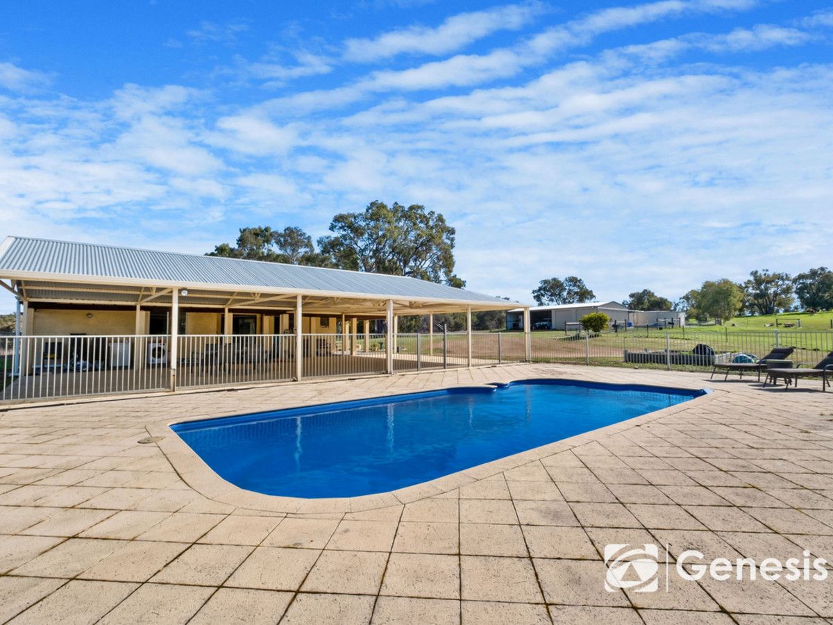 257 Berry Brow Road, Bakers Hill WA 6562, Image 2