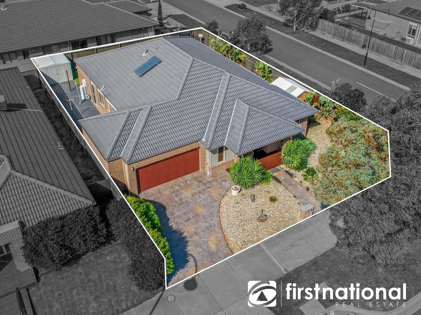 167 Viewgrand Drive, Berwick VIC 3806, Image 2