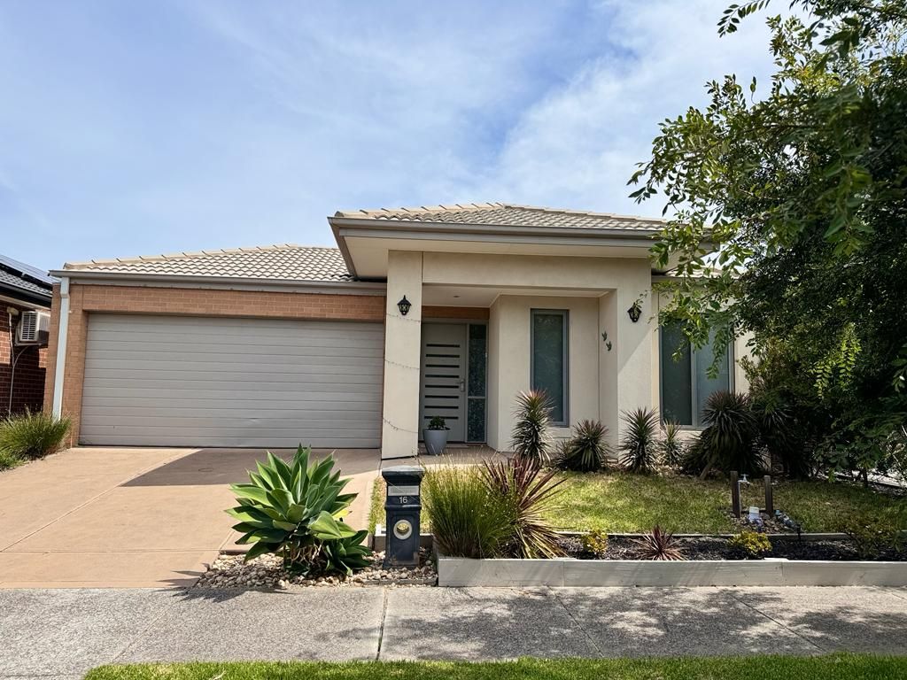 4 bedrooms House in 16 Calvert Place POINT COOK VIC, 3030