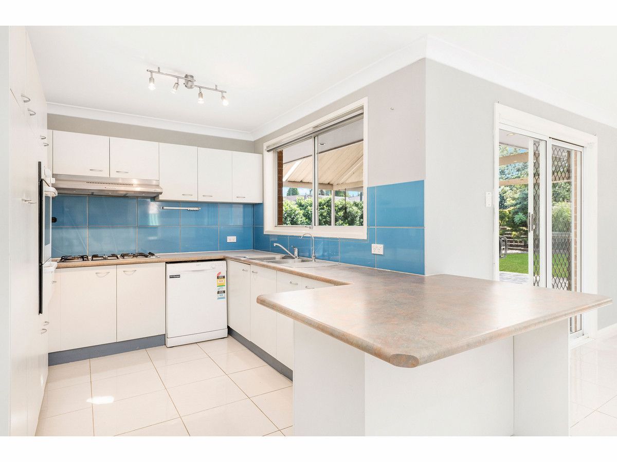 1 Devitt Crescent, The Oaks NSW 2570, Image 2