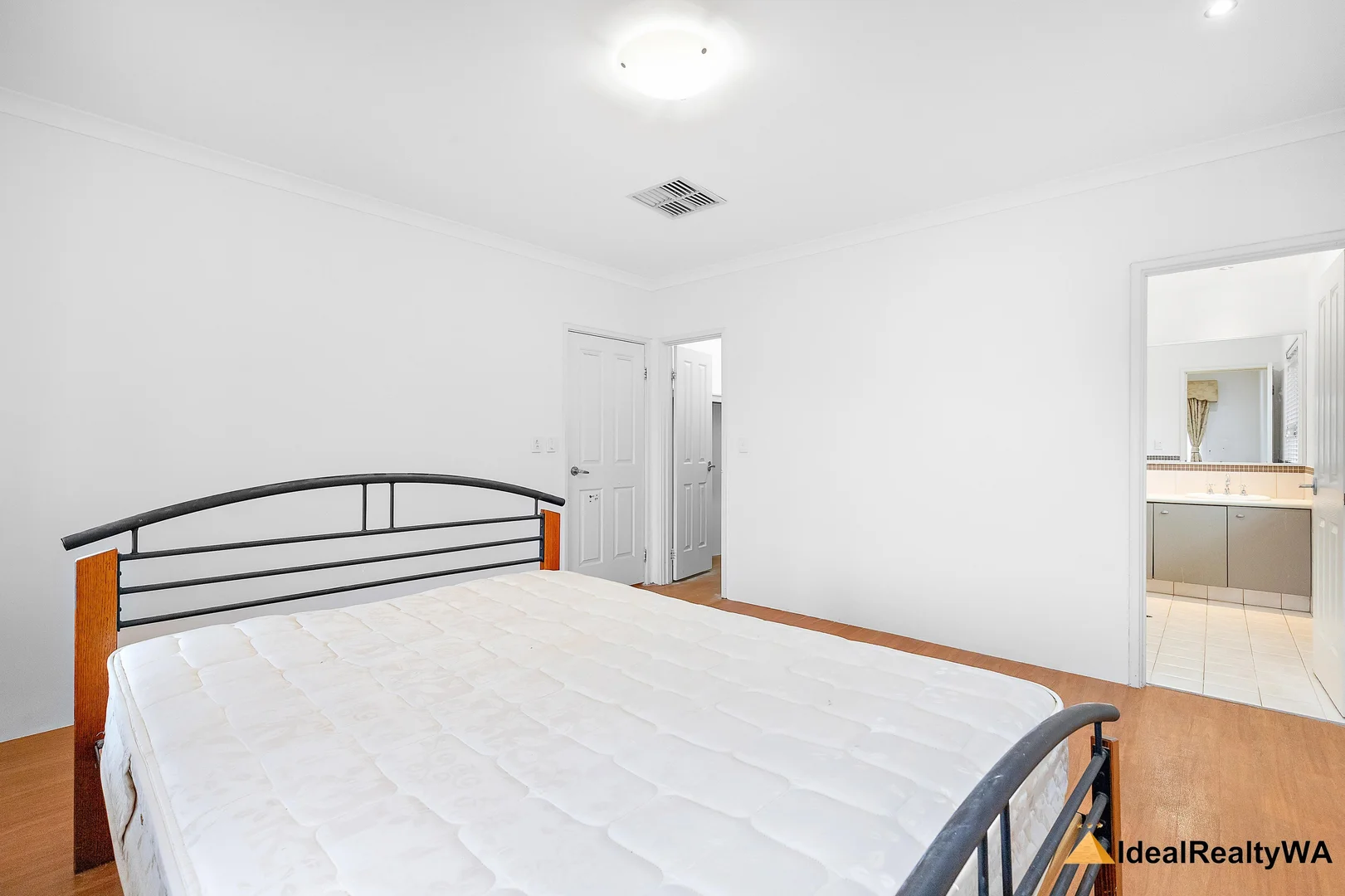 Additional image 14 of 4 Satinwood Court, Thornlie WA 6108