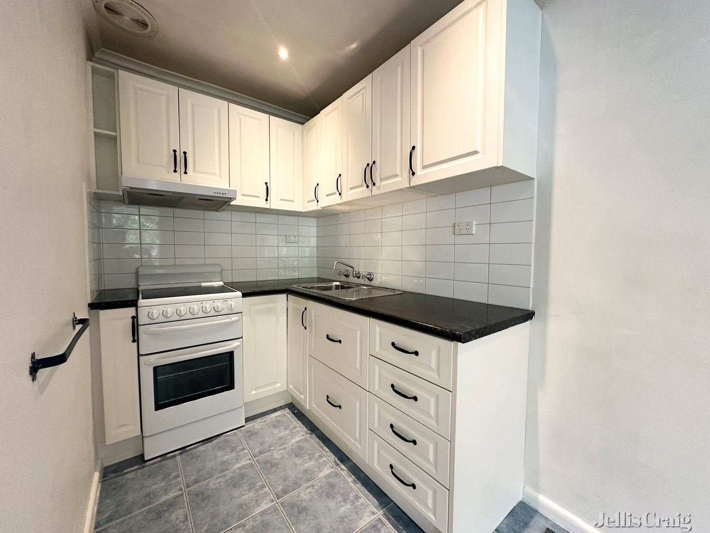 1 bedrooms Apartment / Unit / Flat in 12/43 Gillies Street FAIRFIELD VIC, 3078
