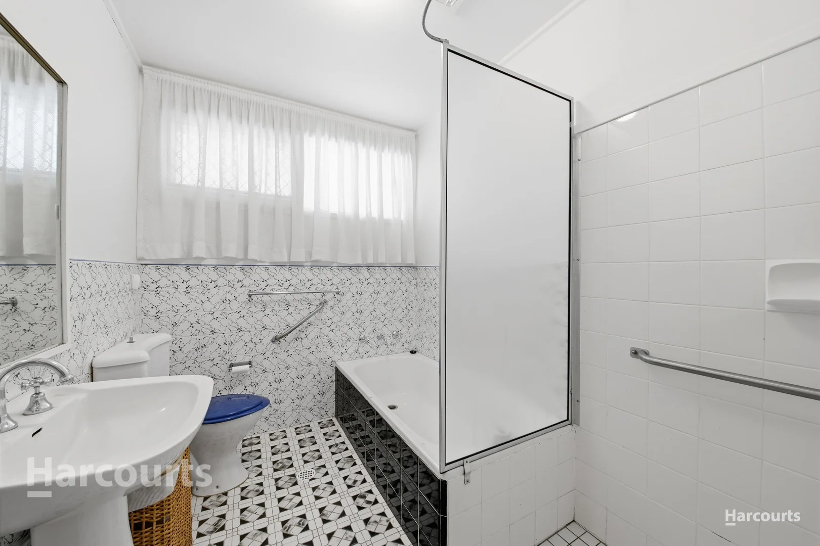 Additional image 7 of 143 Campbellfield Avenue, Bradbury NSW 2560