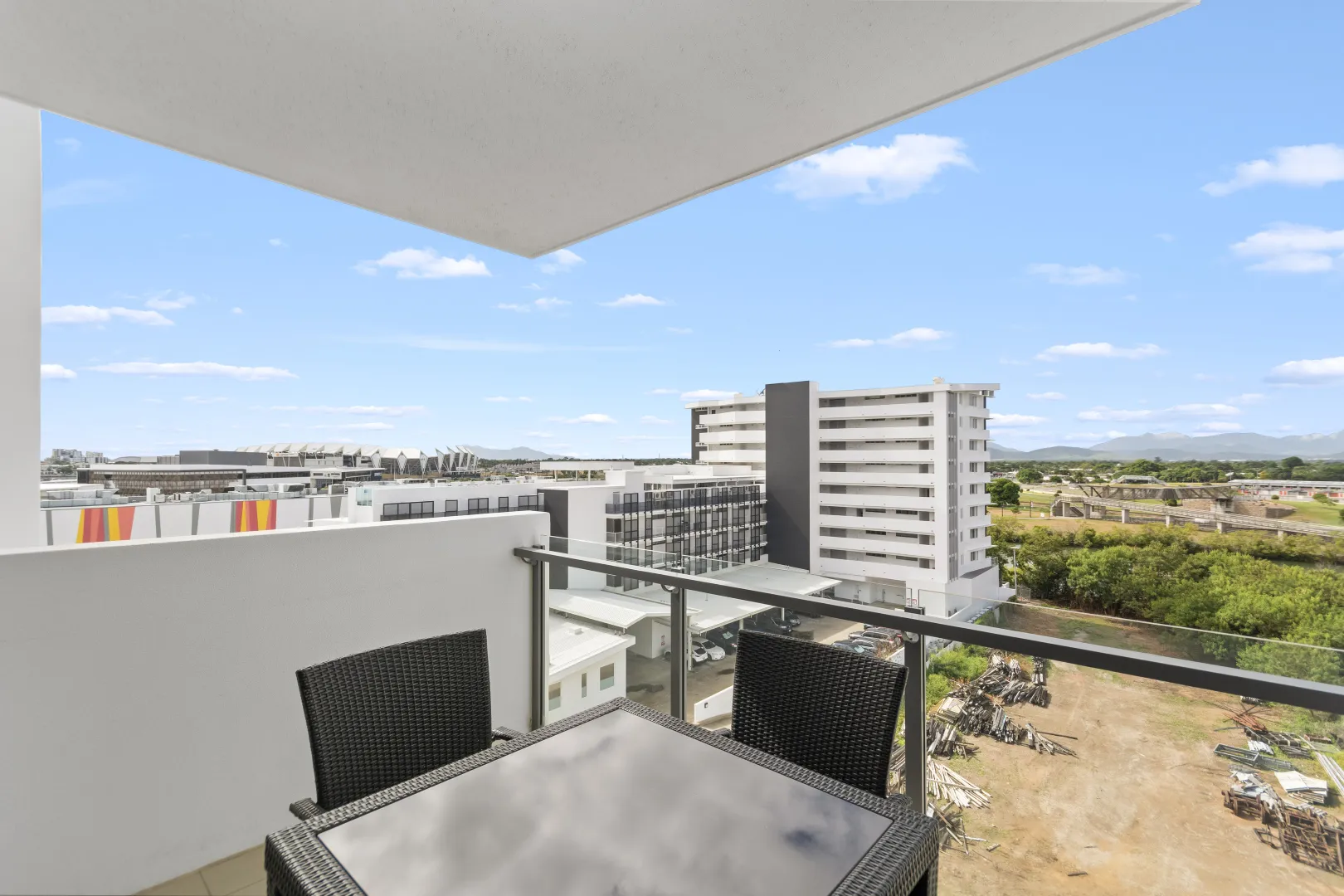 Fully Furnished Apartment - Great Investment Potential Or Home In The Heart Of The City - View 5