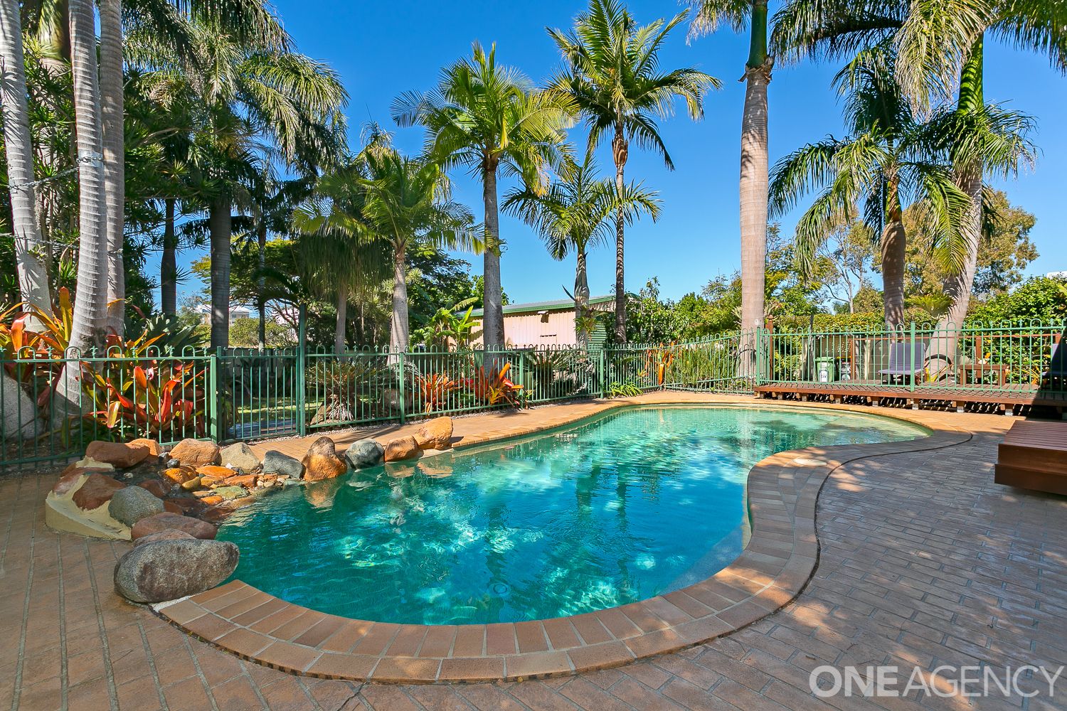 354 Scarborough Road, Scarborough QLD 4020, Image 0