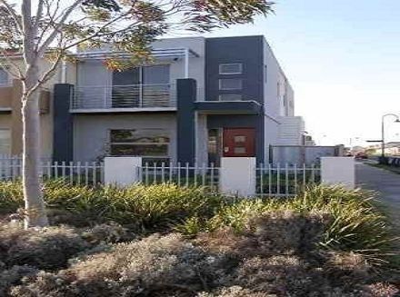 3 bedrooms Townhouse in 22 Picton Lane POINT COOK VIC, 3030